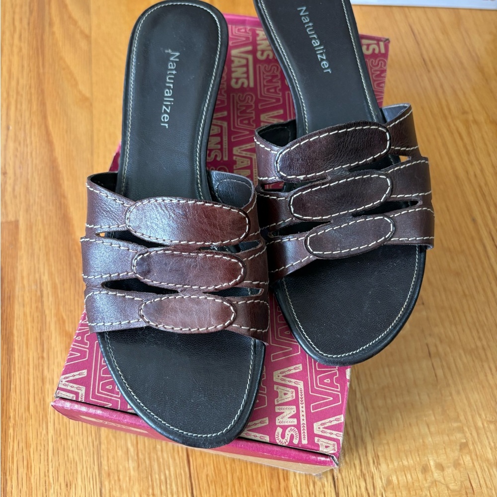 Naturalizer Brown Leather Sandals